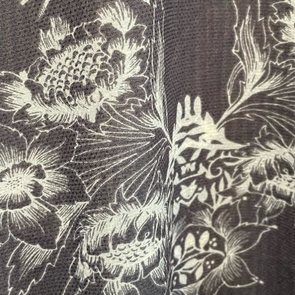 Free People Party in the Back Button Blouse Shirt size Small - Picture 7 of 9